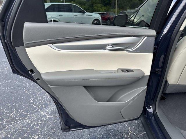 new 2025 Cadillac XT5 car, priced at $56,685