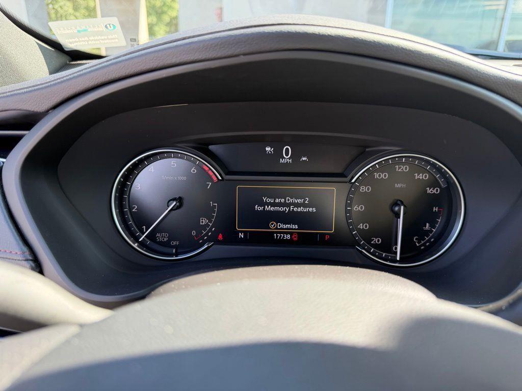 used 2023 Cadillac XT4 car, priced at $34,900