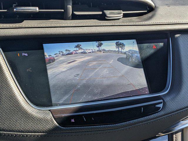 used 2018 Cadillac XT5 car, priced at $19,900