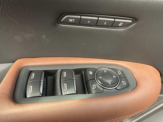 new 2025 Cadillac XT5 car, priced at $58,230