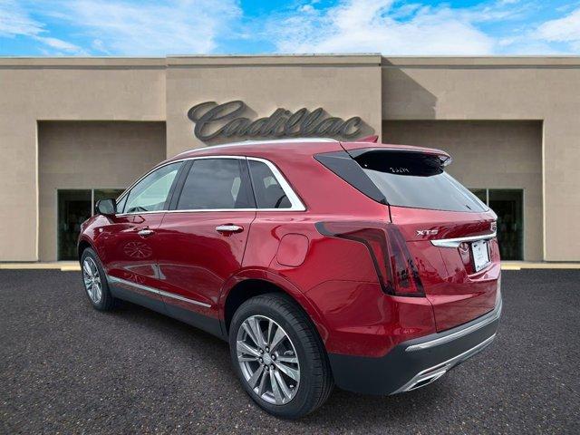 new 2025 Cadillac XT5 car, priced at $58,090