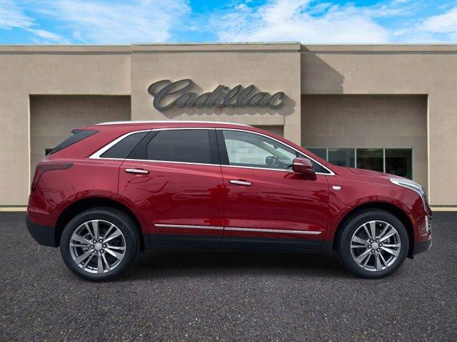 new 2025 Cadillac XT5 car, priced at $58,090
