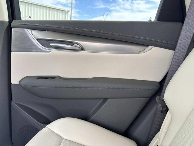 new 2026 Cadillac XT5 car, priced at $62,965