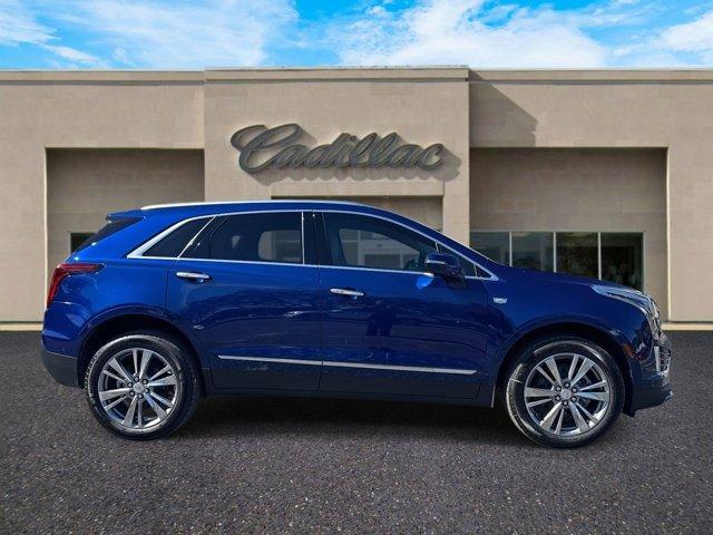 new 2026 Cadillac XT5 car, priced at $59,520