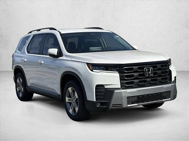 new 2026 Honda Pilot car, priced at $46,445