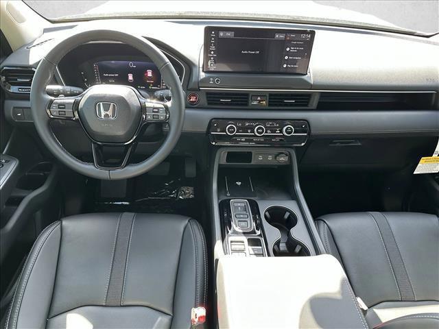 new 2026 Honda Pilot car, priced at $46,445