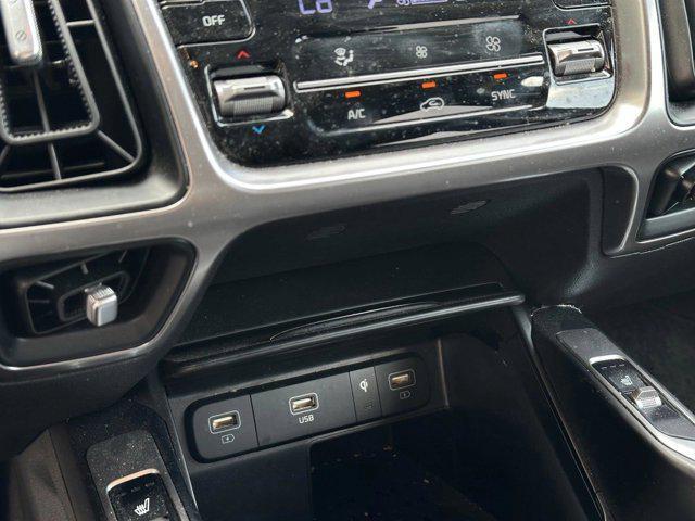 used 2023 Kia Sorento car, priced at $28,376