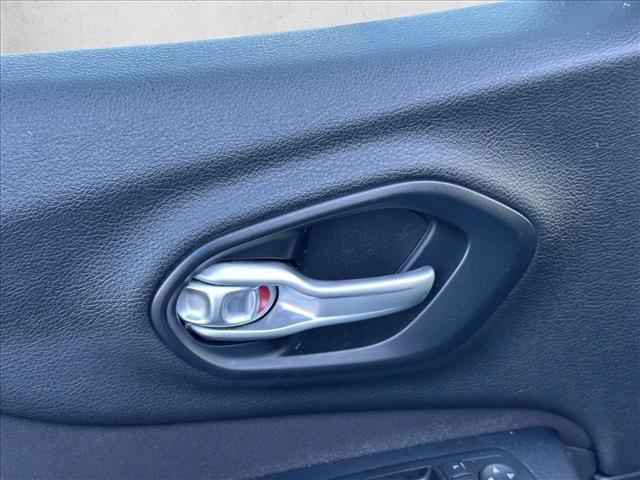 used 2016 Jeep Cherokee car, priced at $7,595