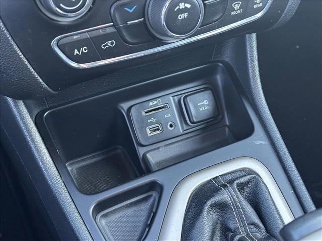 used 2016 Jeep Cherokee car, priced at $7,595