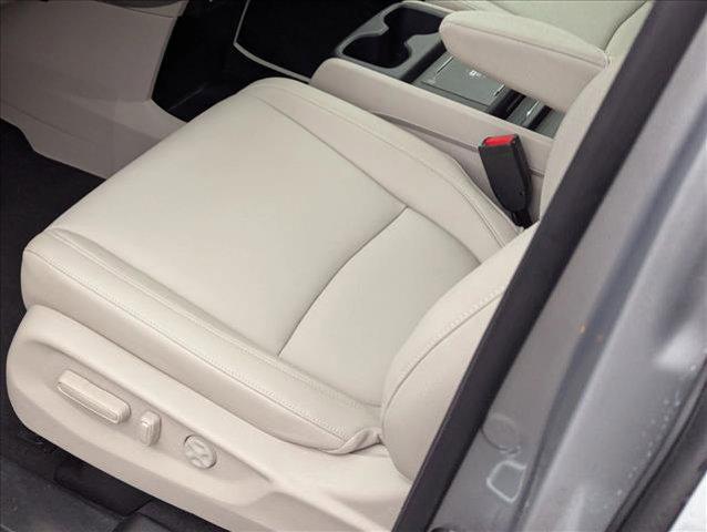 new 2026 Honda Odyssey car, priced at $43,237