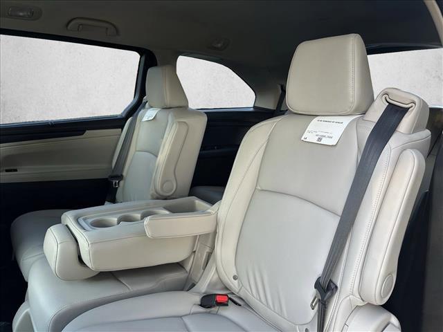 new 2026 Honda Odyssey car, priced at $43,237
