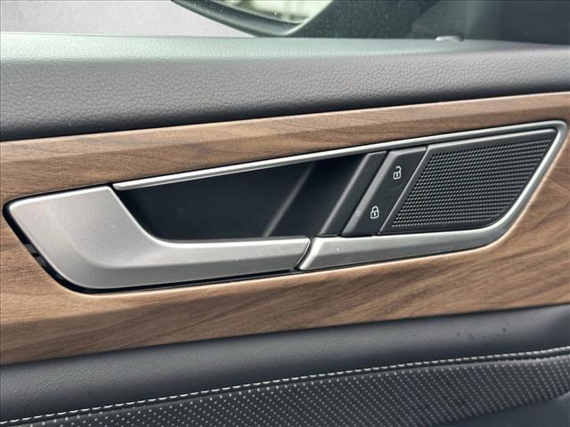 used 2025 Volkswagen Atlas car, priced at $30,995