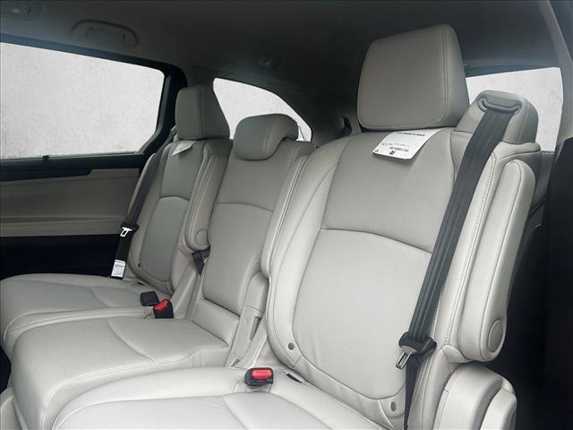 new 2026 Honda Odyssey car, priced at $44,283