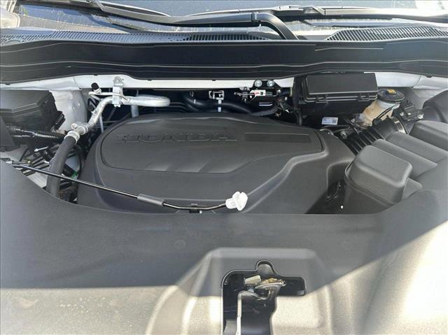 new 2025 Honda Ridgeline car, priced at $42,293