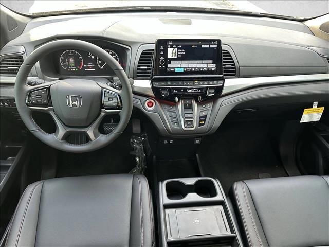 new 2026 Honda Odyssey car, priced at $44,271