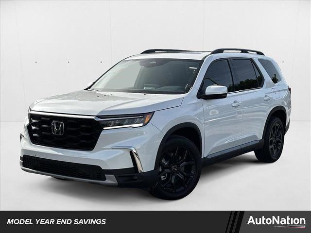 new 2025 Honda Pilot car, priced at $50,235