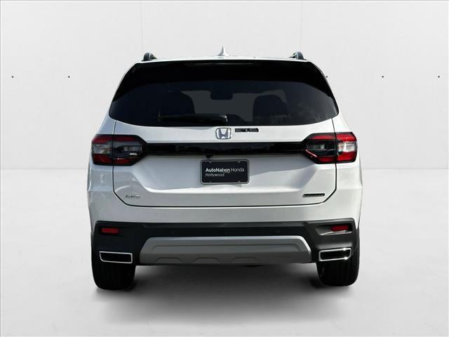 new 2025 Honda Pilot car, priced at $50,280
