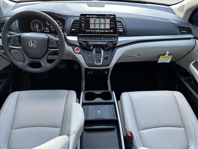 new 2026 Honda Odyssey car, priced at $44,283