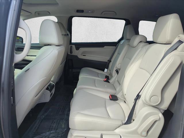new 2026 Honda Odyssey car, priced at $43,237