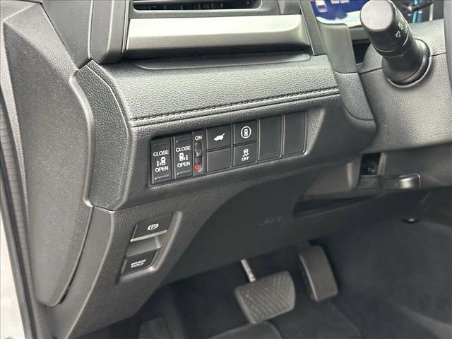 used 2023 Honda Odyssey car, priced at $31,495