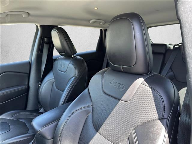 used 2023 Jeep Cherokee car, priced at $16,395