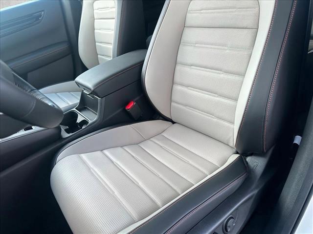 new 2026 Honda CR-V Hybrid car, priced at $41,666