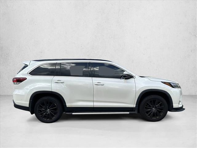 used 2019 Toyota Highlander car, priced at $23,695