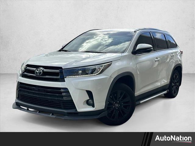 used 2019 Toyota Highlander car, priced at $23,695