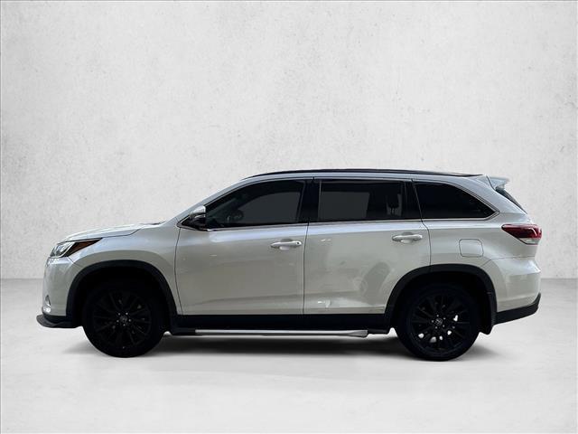 used 2019 Toyota Highlander car, priced at $23,695