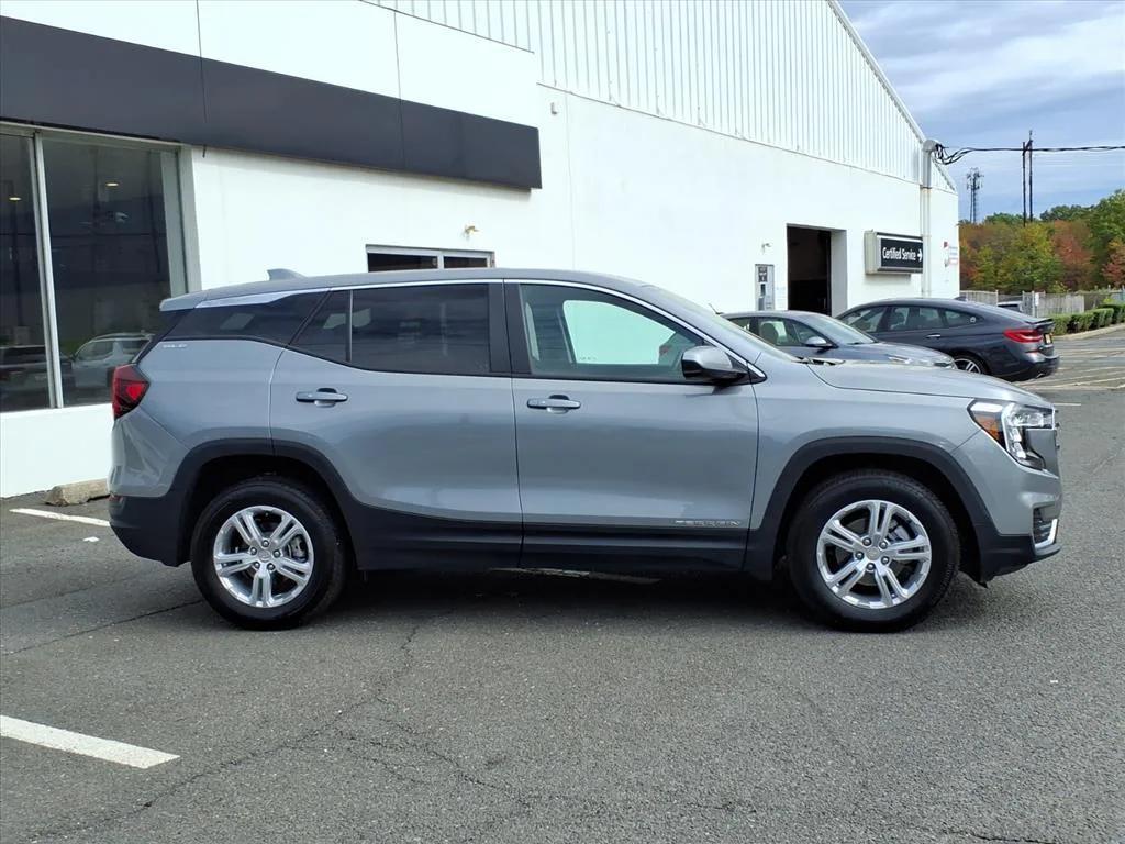 used 2024 GMC Terrain car, priced at $22,974