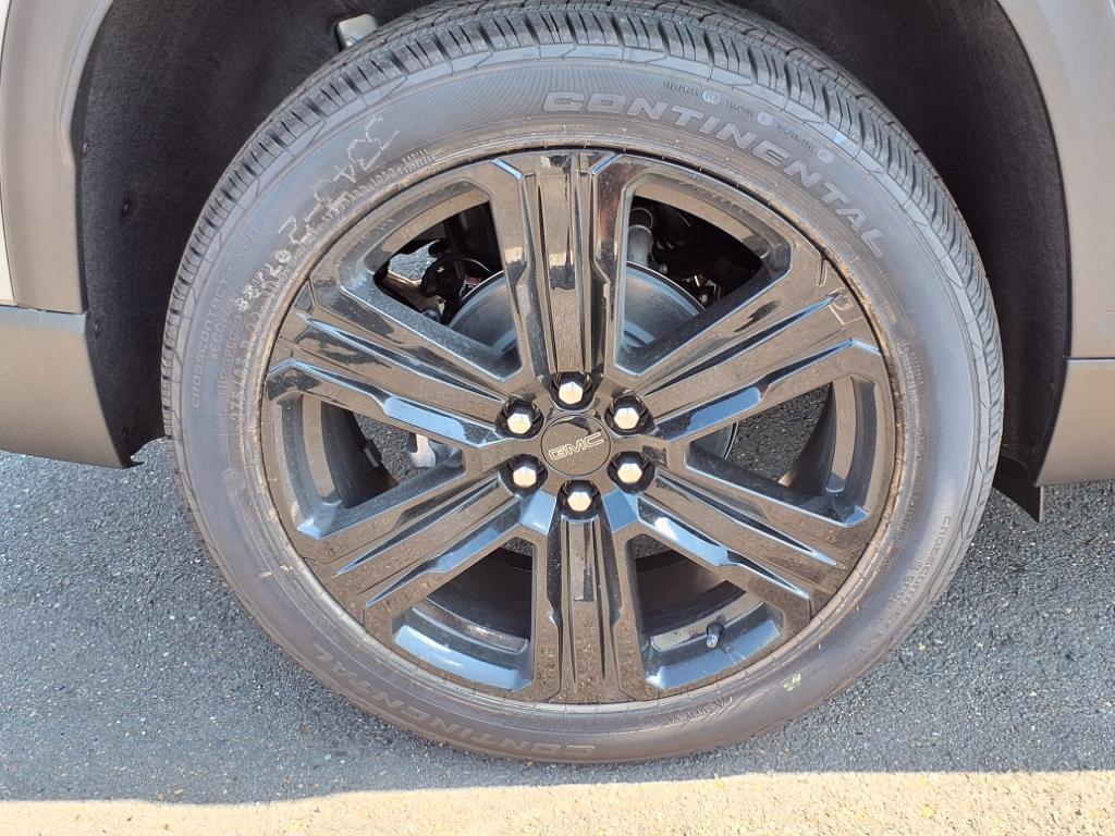 new 2026 GMC Acadia car, priced at $54,768