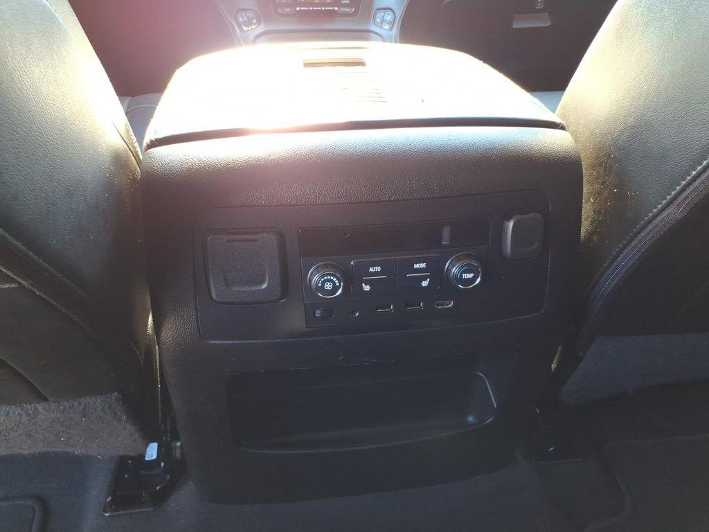 used 2020 GMC Yukon car, priced at $35,947