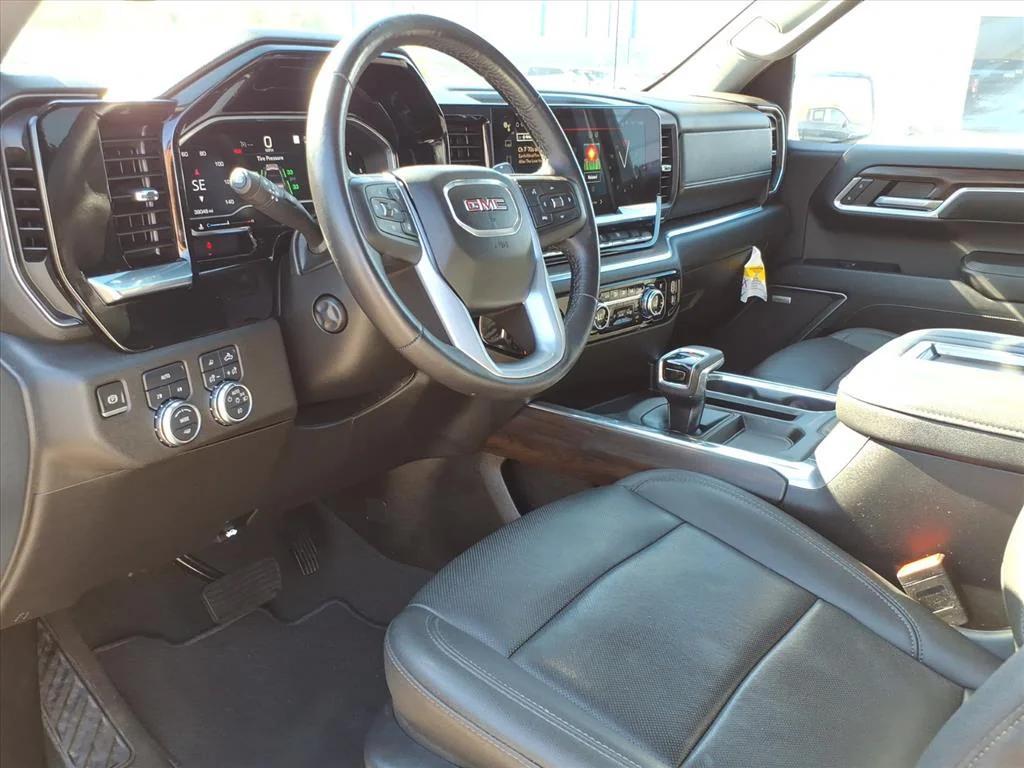 used 2022 GMC Sierra 1500 car, priced at $43,293