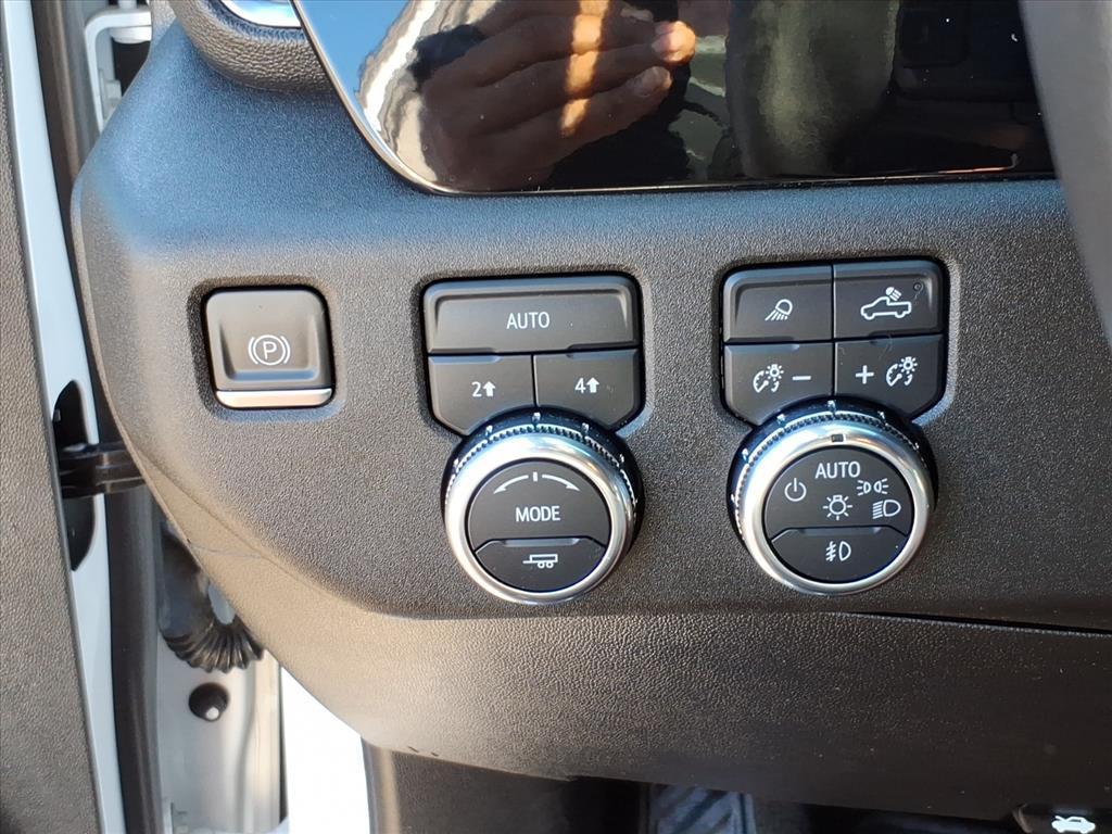 used 2022 GMC Sierra 1500 car, priced at $43,293