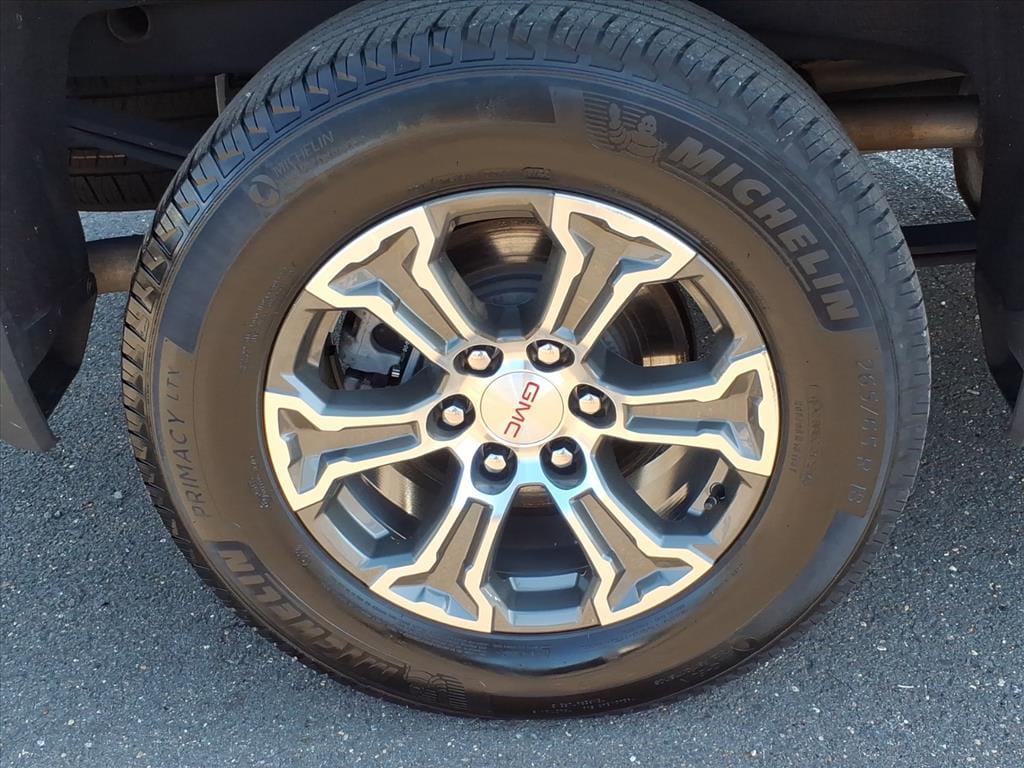 used 2022 GMC Sierra 1500 car, priced at $43,293