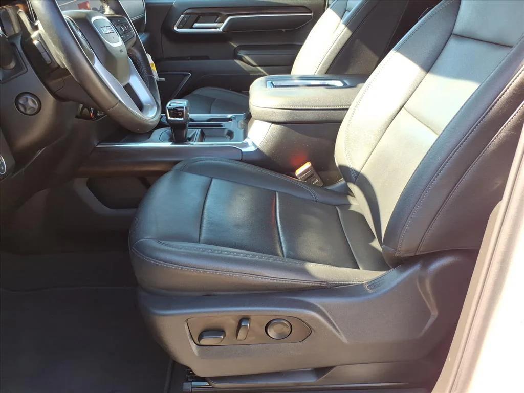 used 2022 GMC Sierra 1500 car, priced at $43,293