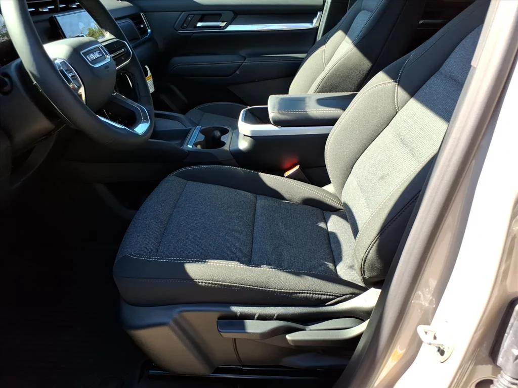 new 2026 GMC Terrain car, priced at $35,235