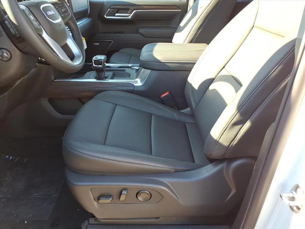 new 2026 GMC Sierra 1500 car, priced at $70,360