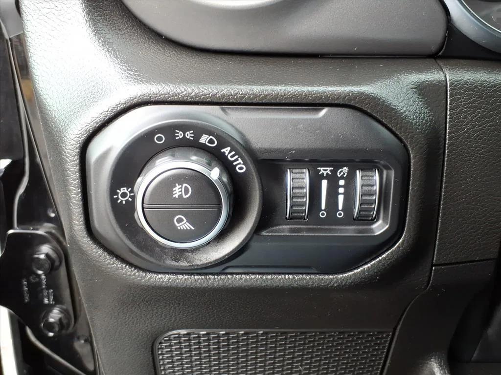 used 2022 Jeep Gladiator car, priced at $30,990