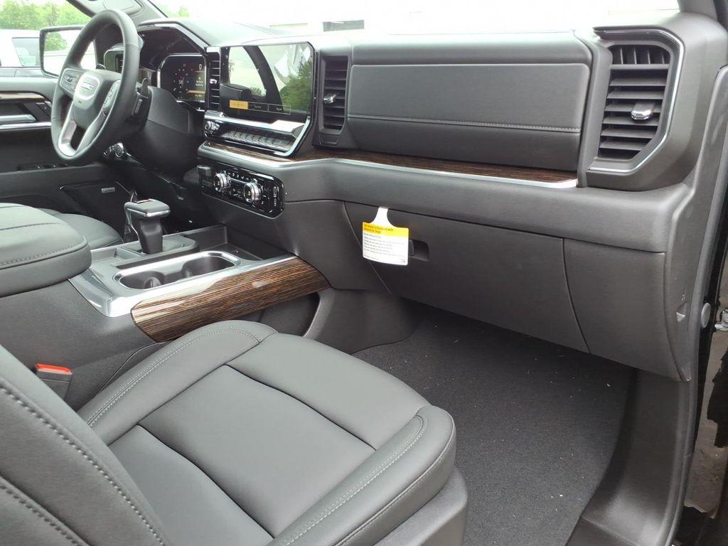 new 2026 GMC Sierra 1500 car, priced at $67,912