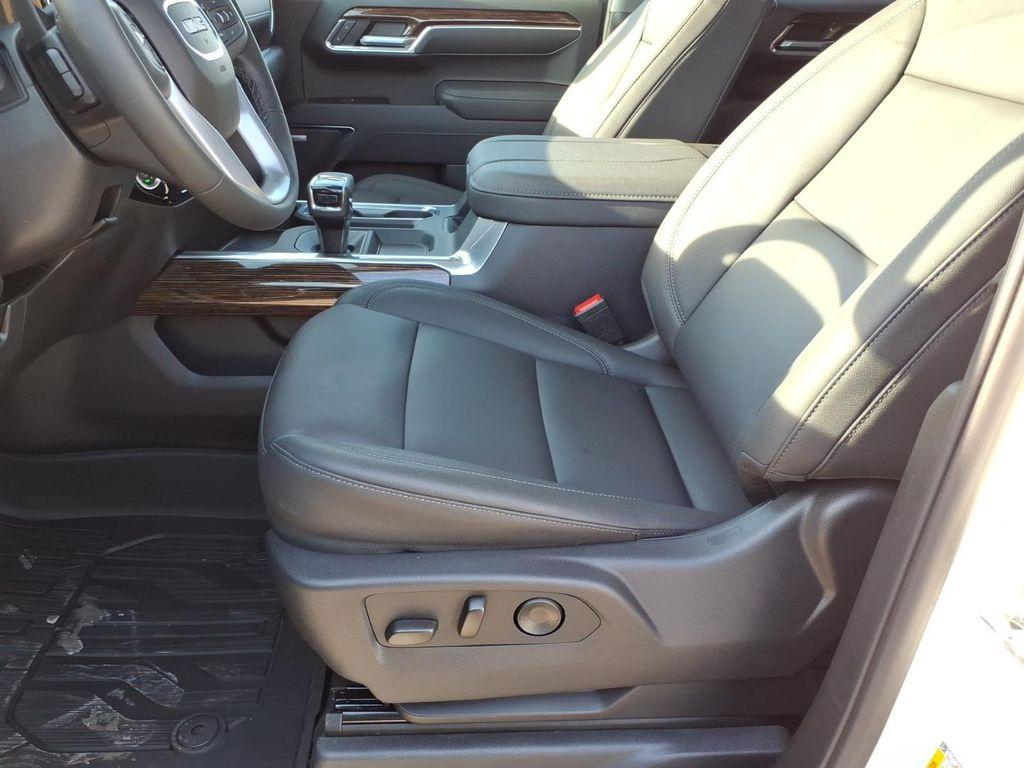 new 2026 GMC Sierra 1500 car, priced at $68,158