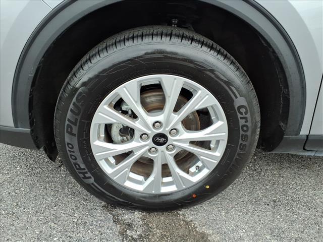 used 2024 Ford Escape car, priced at $25,990