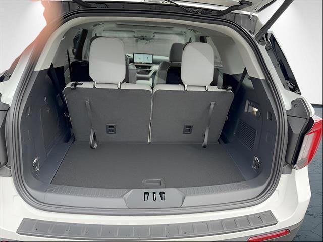 new 2026 Ford Explorer car, priced at $51,770
