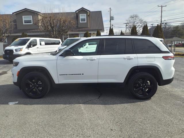 used 2023 Jeep Grand Cherokee car