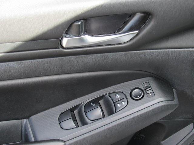 used 2024 Nissan Altima car, priced at $15,320