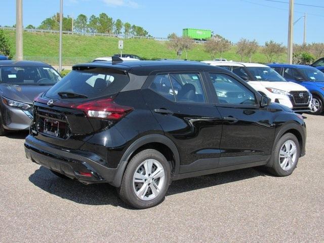 new 2025 Nissan Kicks Play car, priced at $20,024