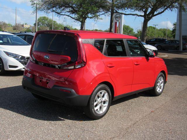 used 2021 Kia Soul car, priced at $9,674