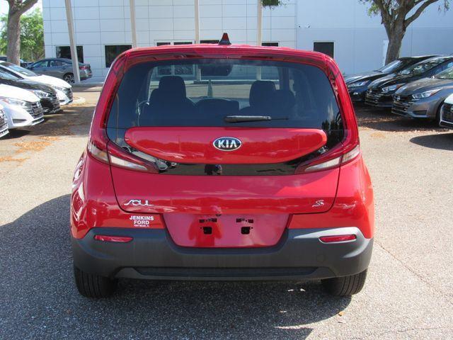 used 2021 Kia Soul car, priced at $9,674