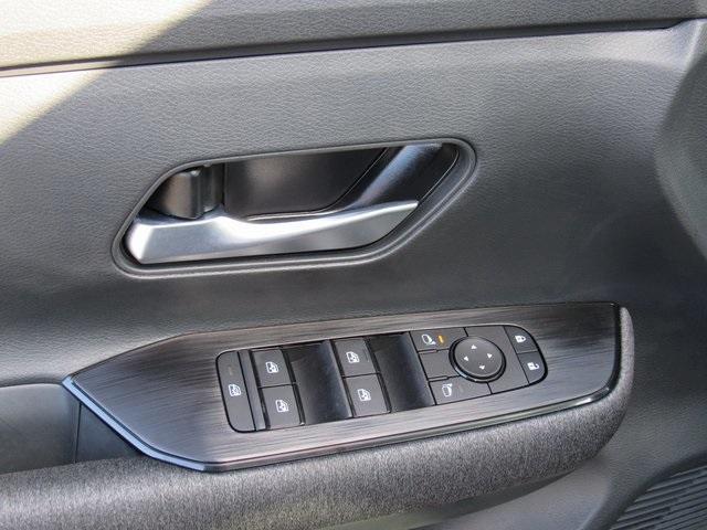 new 2026 Nissan Kicks car, priced at $25,632