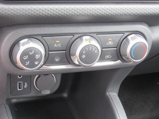 new 2025 Nissan Kicks Play car, priced at $19,602